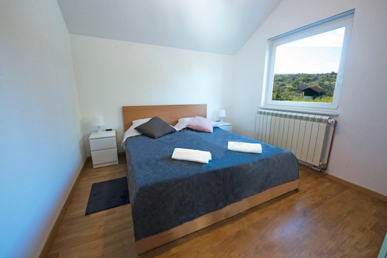 Apartman Grc Daire Dugo Selo Dış mekan fotoğraf